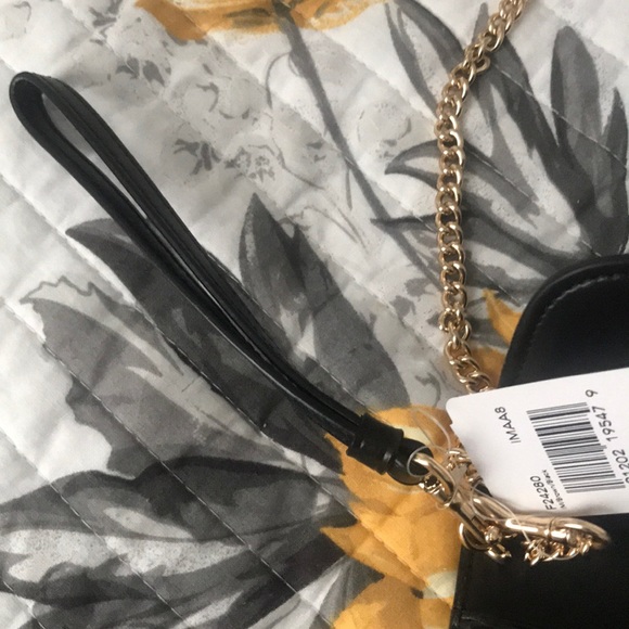 Coach - Picture 6 of 8